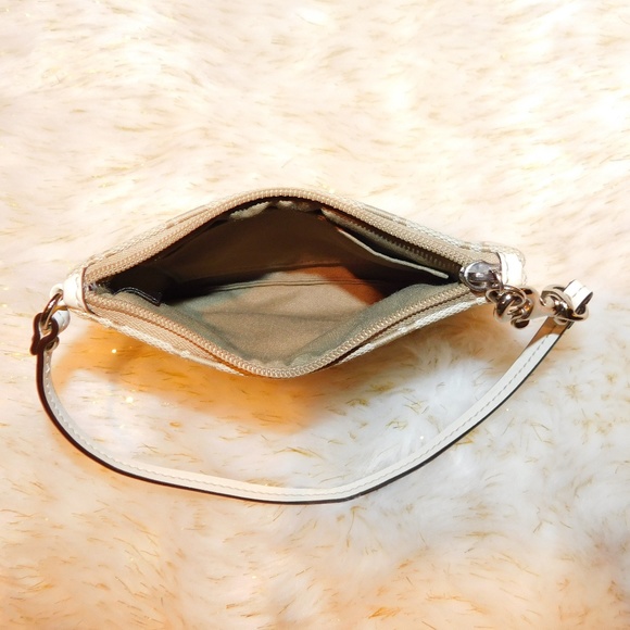COACH Canvas Tan & White Signature Coach Wristlet - Picture 3 of 7
